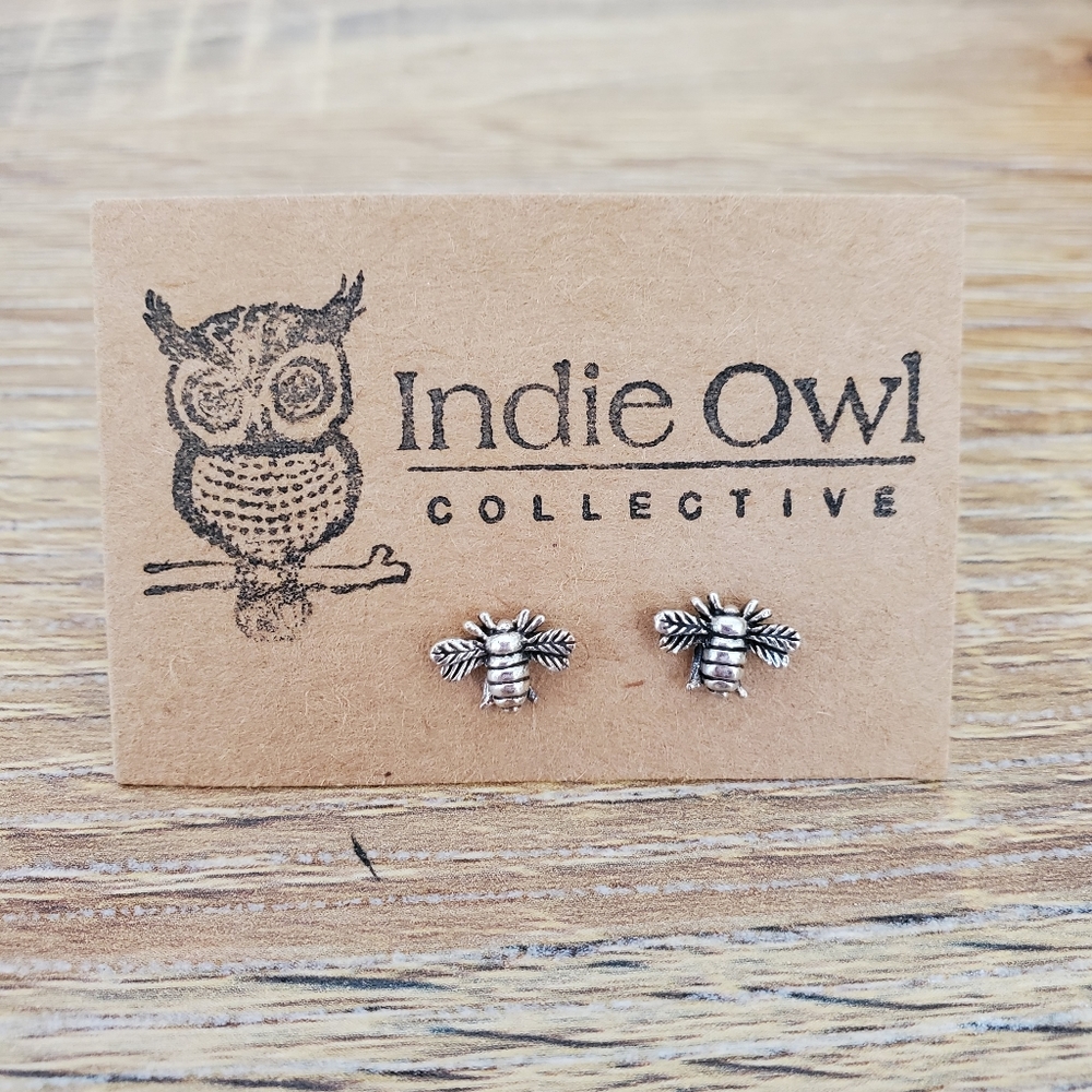 Sterling Silver Bumblebee Earrings, bee Stud earrings